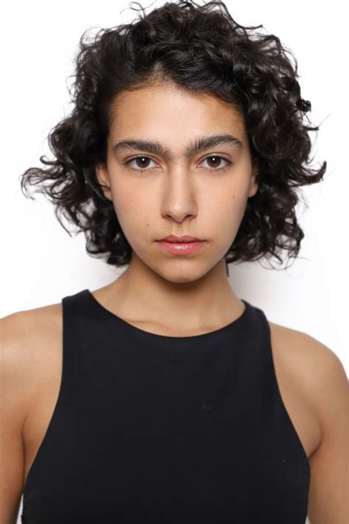 
Arantza Goett Height, Weight, Net Worth, Age, Birthday, Wikipedia, Who, Nationality, Biography 