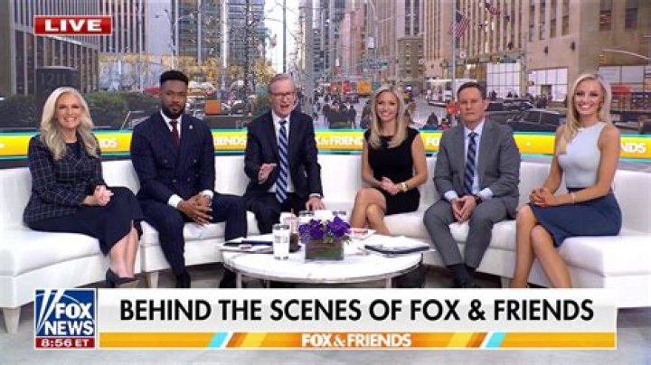 As Lucas Tomlinson From Fox News Is Reporting From Ukraine, People Wonder How Her Wife and Family Is Doing