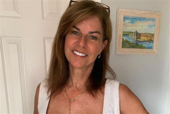 
Christine Burke Height, Weight, Net Worth, Age, Birthday, Wikipedia, Who, Nationality, Biography 