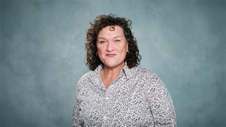 Dot-Marie Jones Height, Weight, Net Worth, Age, Birthday, Wikipedia, Who, Nationality, Biography