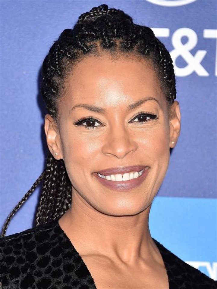 Kearran Giovanni Height, Weight, Net Worth, Age, Birthday, Wikipedia, Who, Instagram, Biography