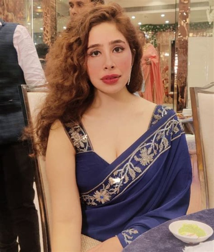 Mary Elizabeth Height, Age, Boyfriend, Biography, Wiki, Net Worth