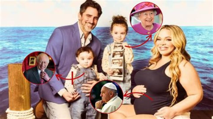 
Trisha Paytas Insists Her Unborn Baby Isn’t The Reincarnation Of The Queen 