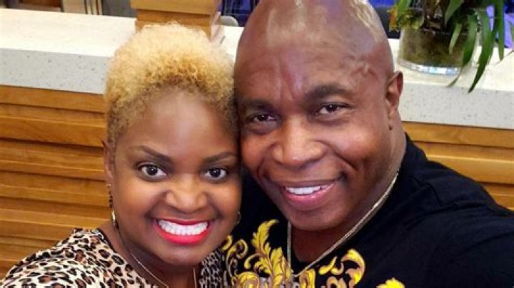 
Tv Bailiff That Killed His Wife 