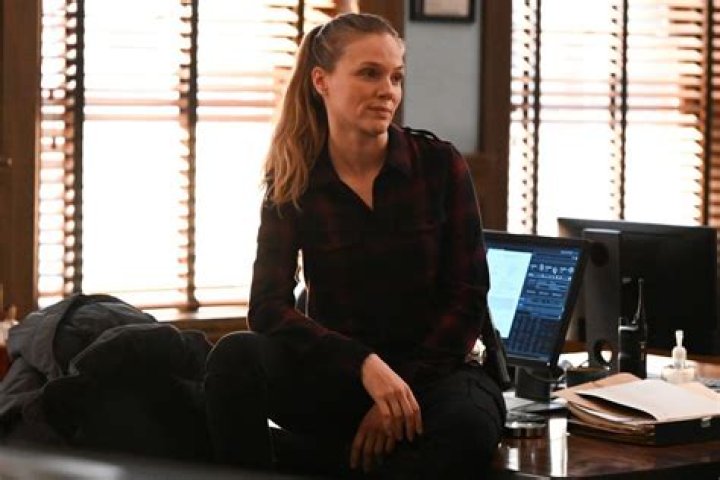 Why Is Tracy Spiridakos Leaving Chicago Pd, Where Is She Now?